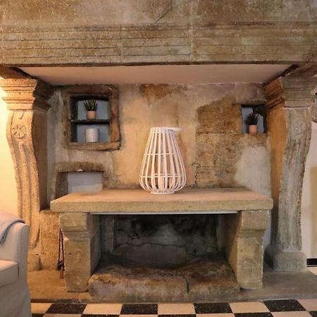Entre Uzes Et Le Pont-Du-Gard Le Logis D'Autrefois Apartment Castillon-du-Gard Luaran gambar